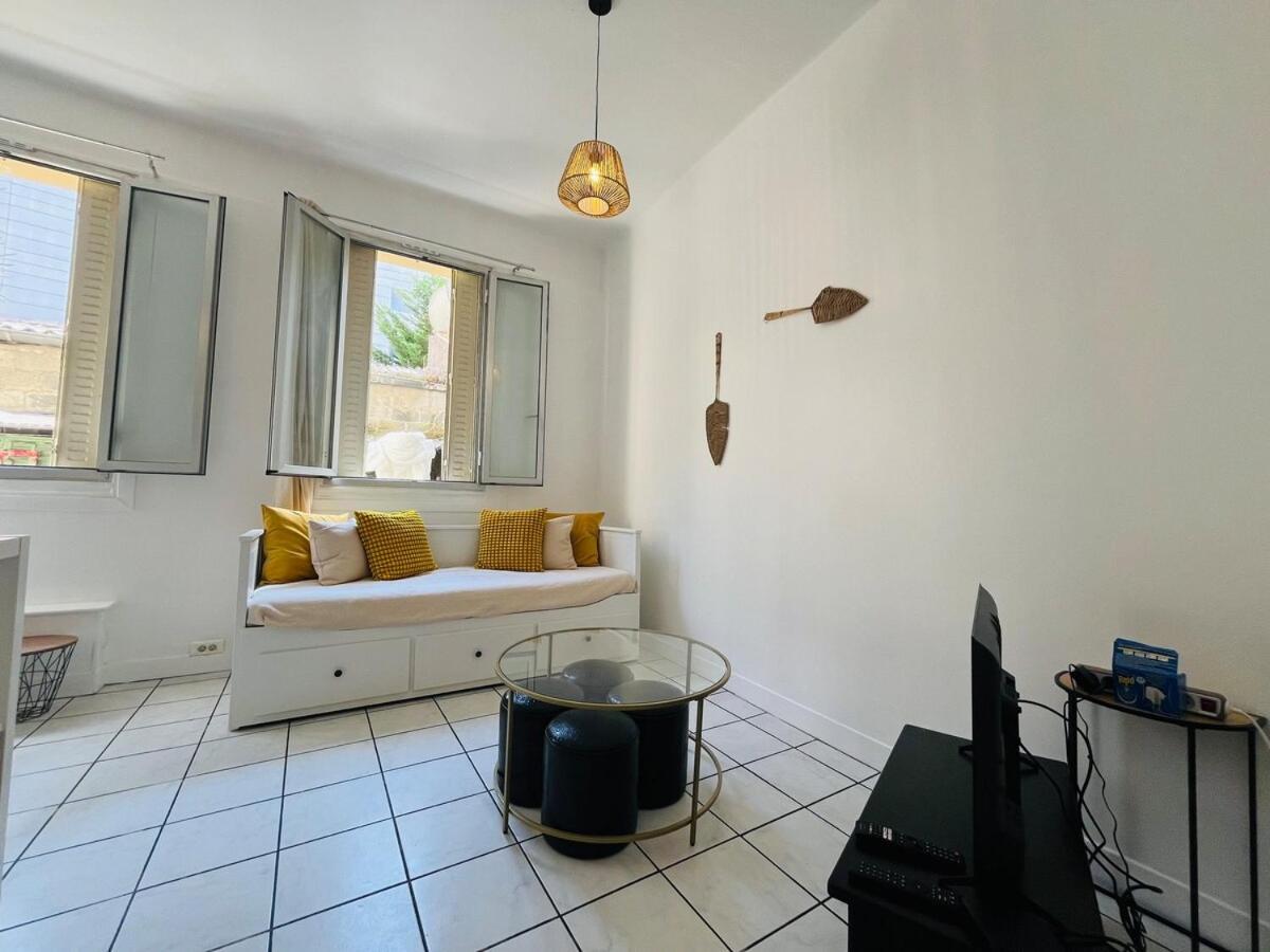 Apartment Spacious And Modern